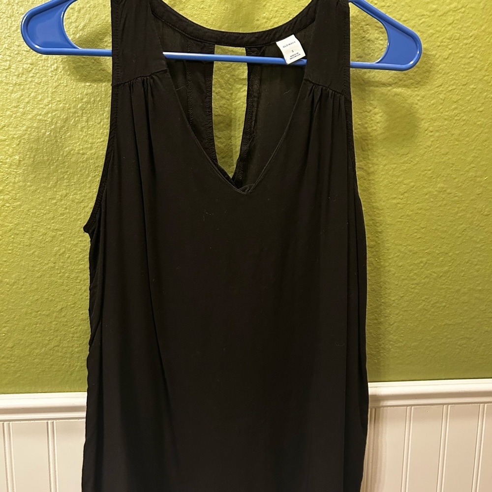 Old Navy Black Sleeveless Top